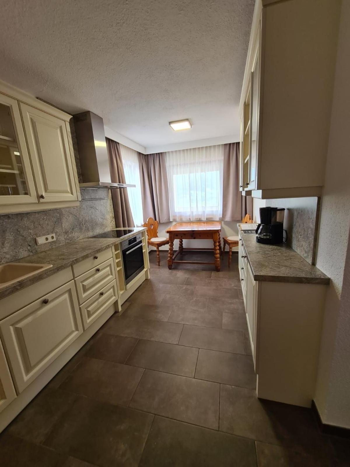 Apartment Huter Jerzens Exteriör bild